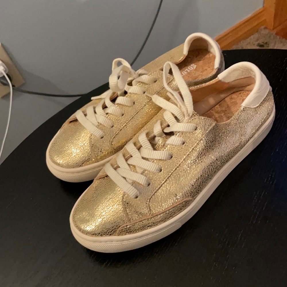 Gently Worn Soludos